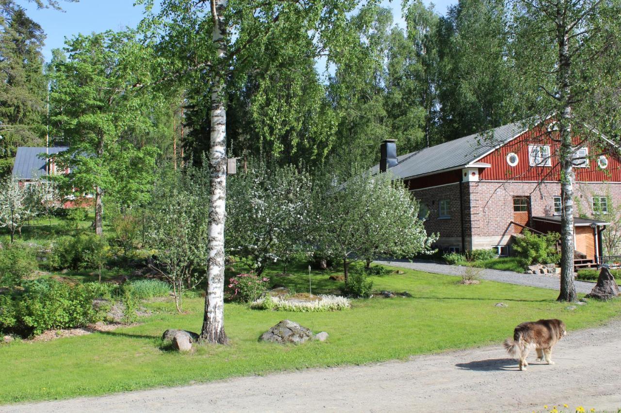 Nukula Guestrooms Oravasaari Exterior photo